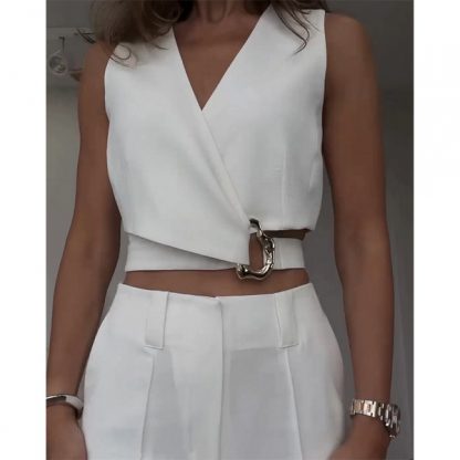 Elegancki top o unikalnym designie - Image 3