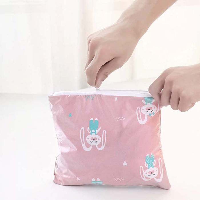 BabySleeve, wodoodporny śliniaczek z rękawami chroniącymi przed plamami - Image 4