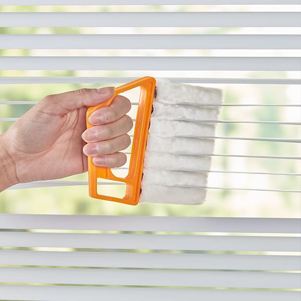 BlindsBrush – szczotka z mikrofibry do obustronnego czyszczenia żaluzji - Image 2