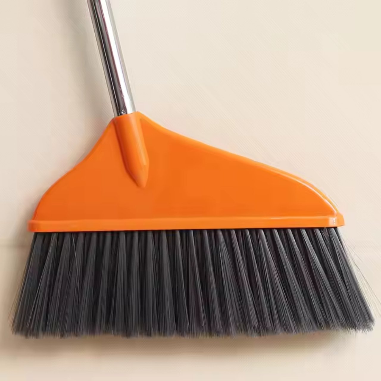 Broom, innowacyjny zestaw miotły i szufelki - Image 10