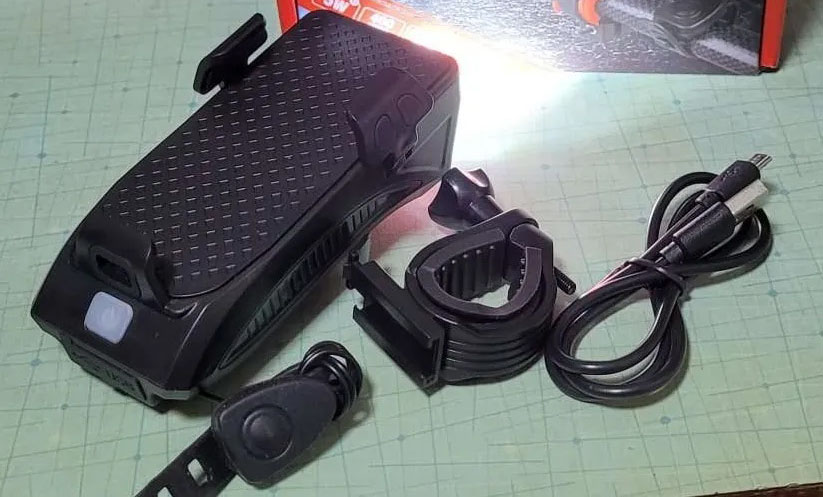 FastBike, czyli światło rowerowe, stacja ładowania, uchwyt na telefon i dzwonek w jednym - Image 10