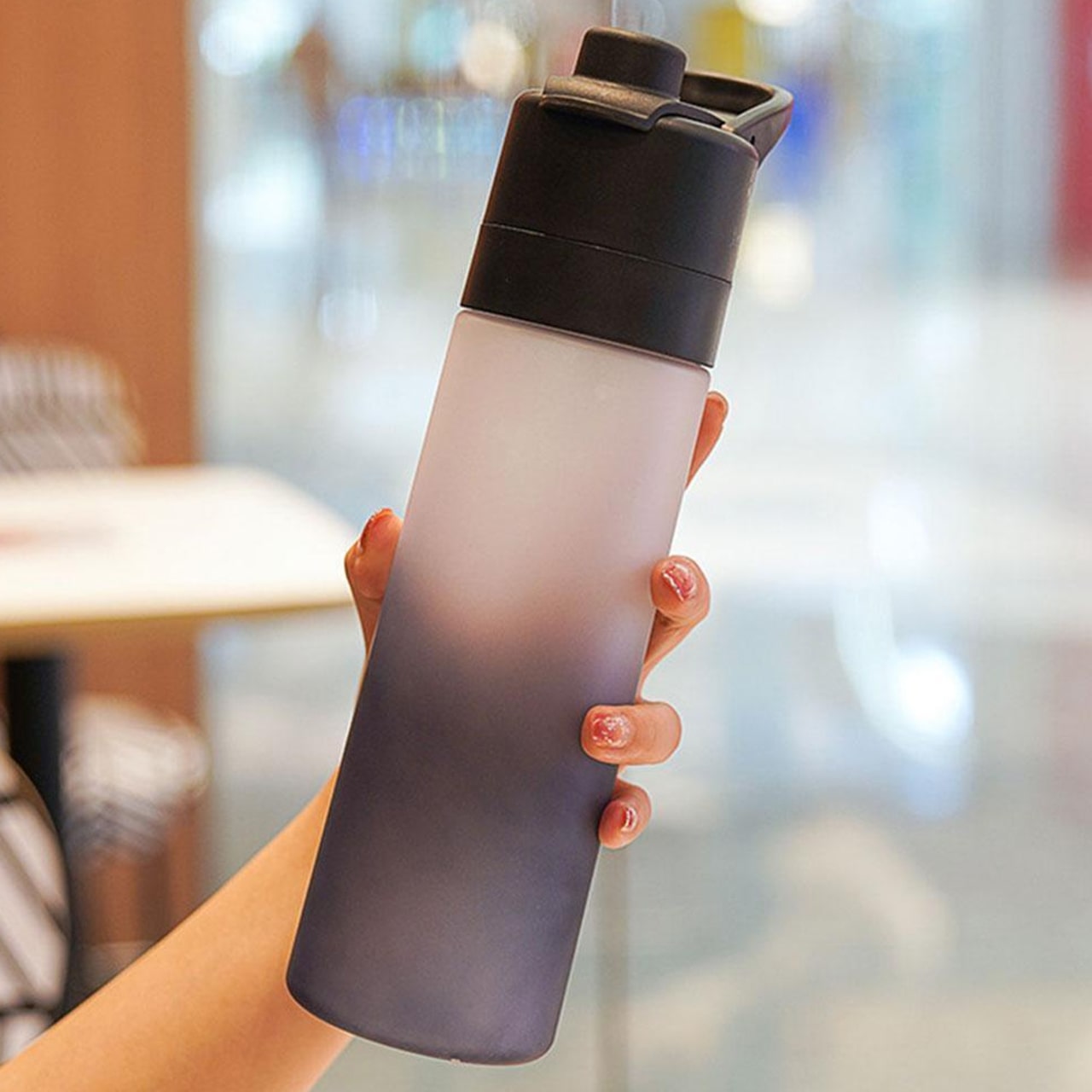 MistBottle, 2-w-1 butelka na wodę ze spryskiwaczem - Image 3