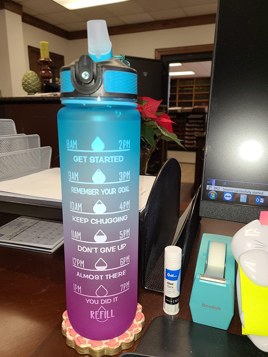 MotivationalBottle, butelka na wodę z motywacyjnymi cytatami i znacznikami czasu (1000 ml) - Image 10