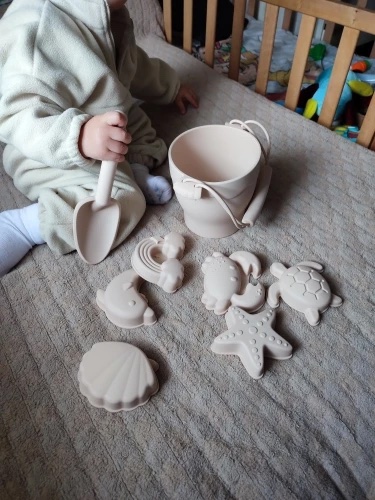 SandBucket, 8-częściowy zestaw zabawek do piaskownicy dla dzieci - Image 9